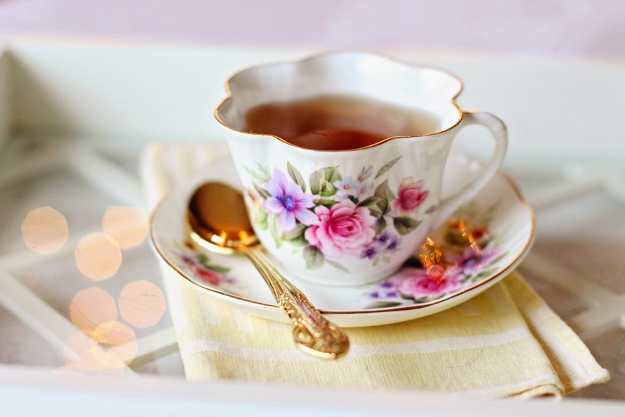 An afternoon at a partner tea house